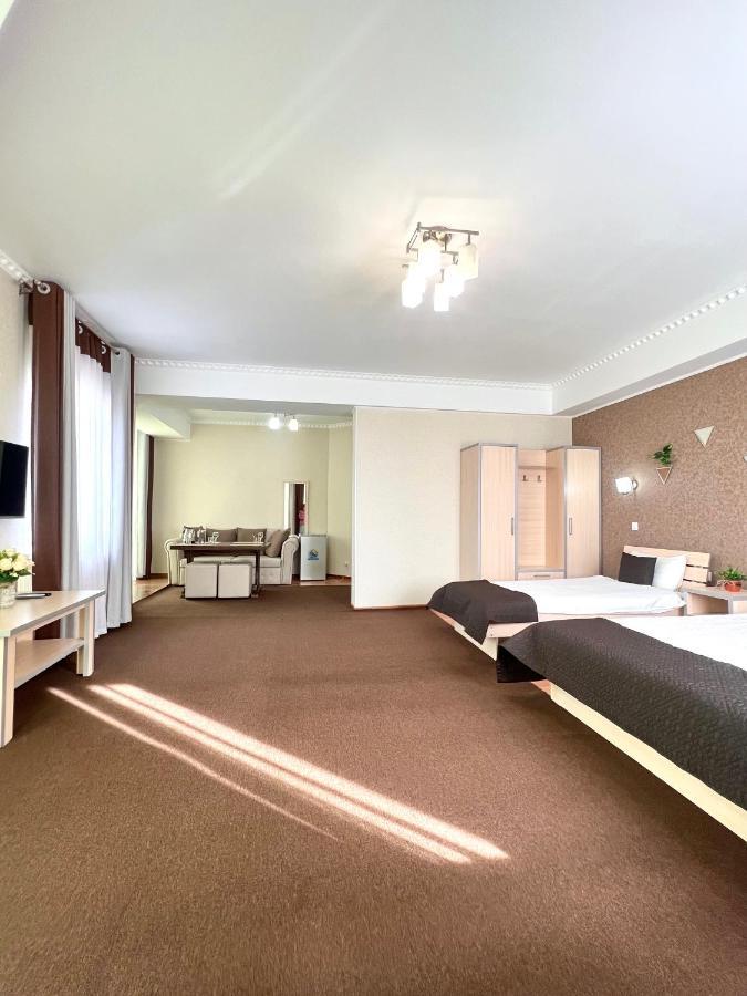 Caravan Hotel カラコル エクステリア 写真