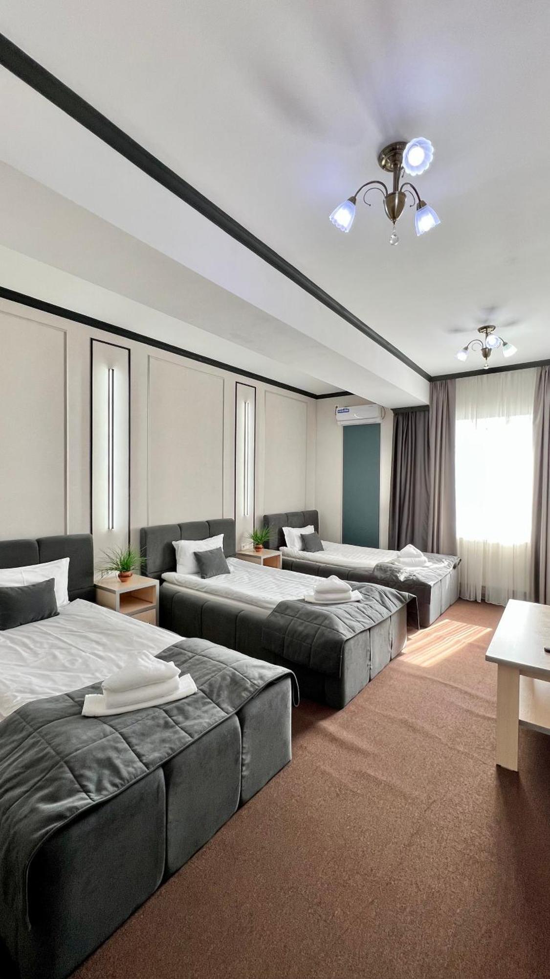 Caravan Hotel カラコル エクステリア 写真