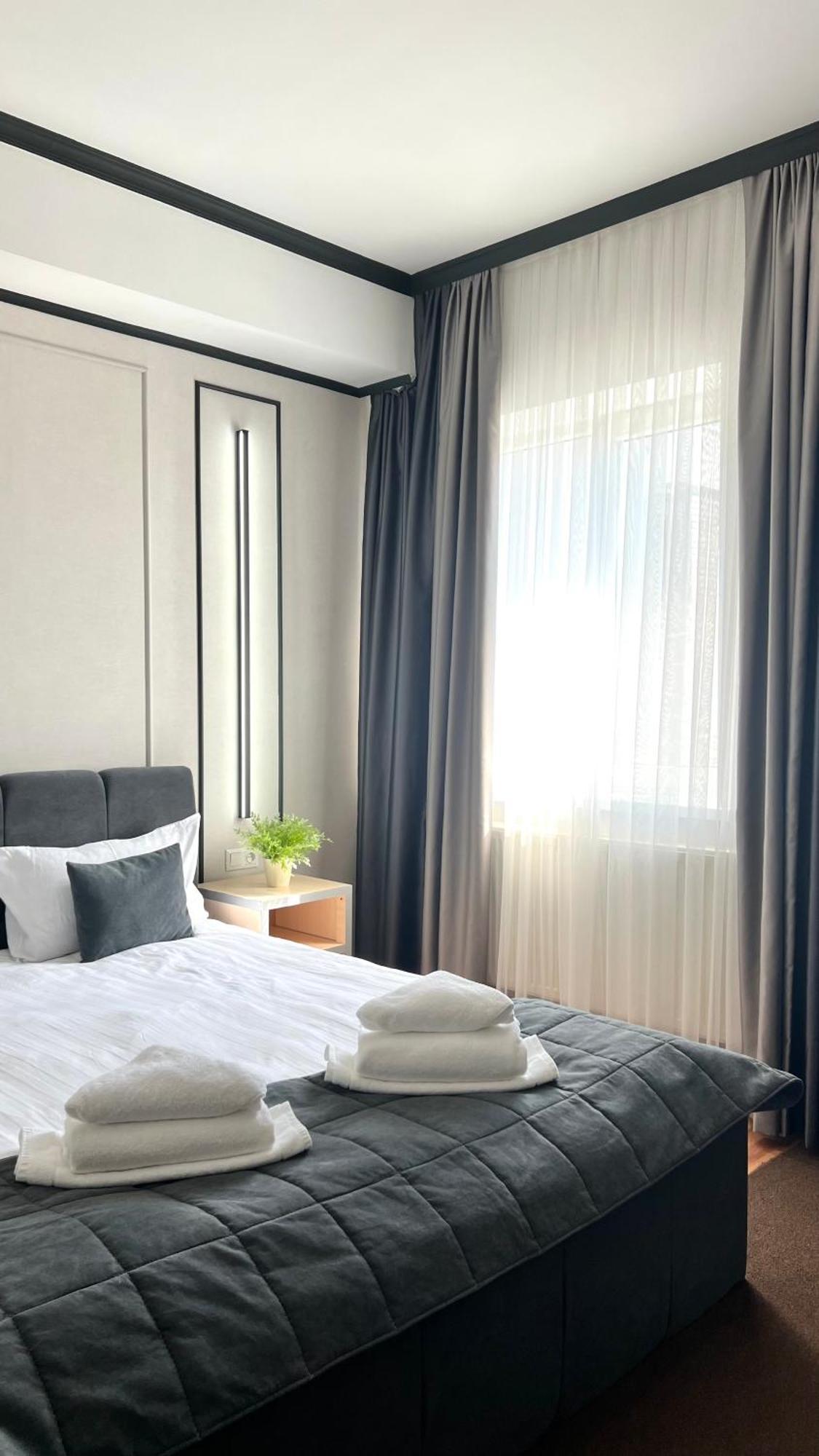 Caravan Hotel カラコル エクステリア 写真